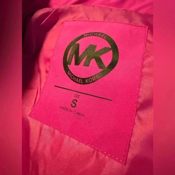 Stand-Away Collar Short Puffer Jacket -MICHAEL KORS - Picture 12 of 14